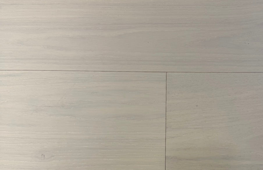 NAF Engineered Hickory 7.5in Wirebrushed Flooring - Earl Grey