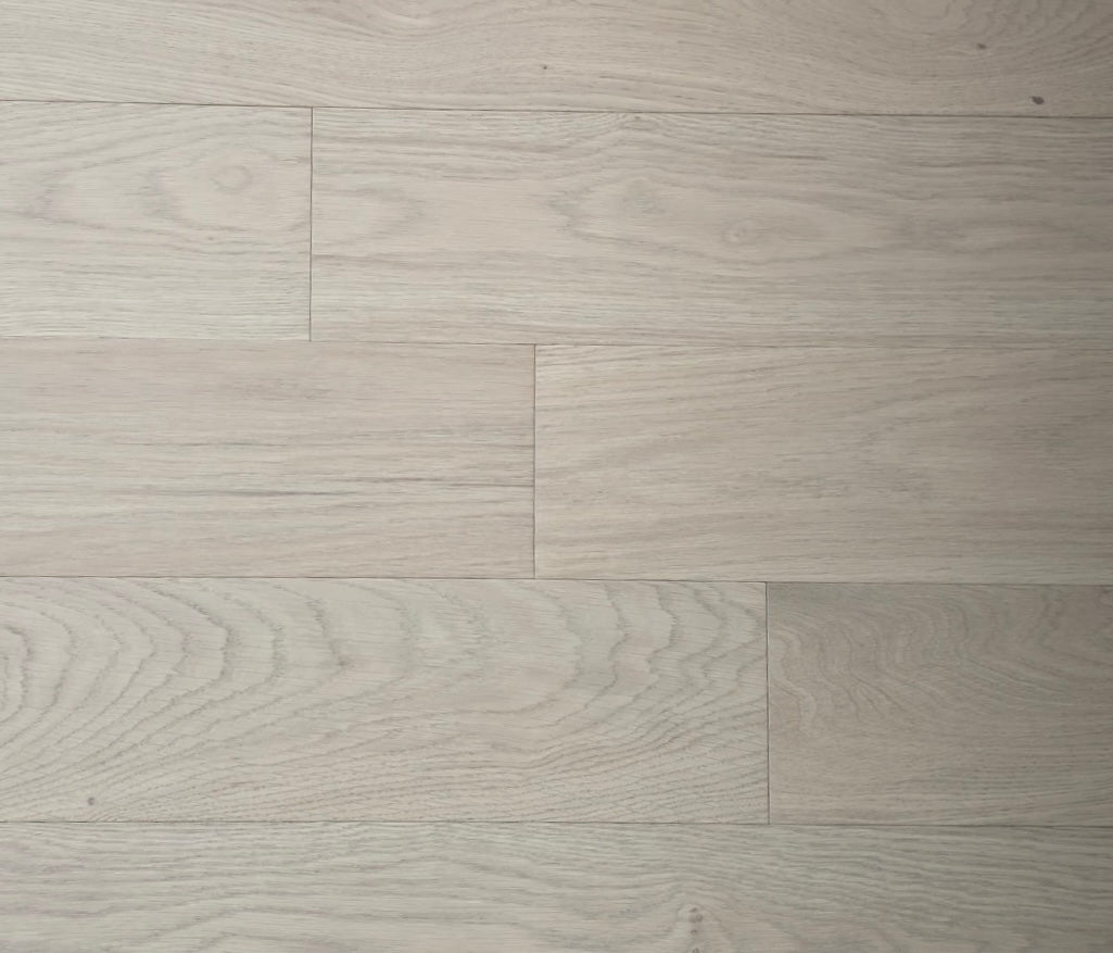 NAF Designer Engineered European White Oak 5in Flooring - Harvest Gold