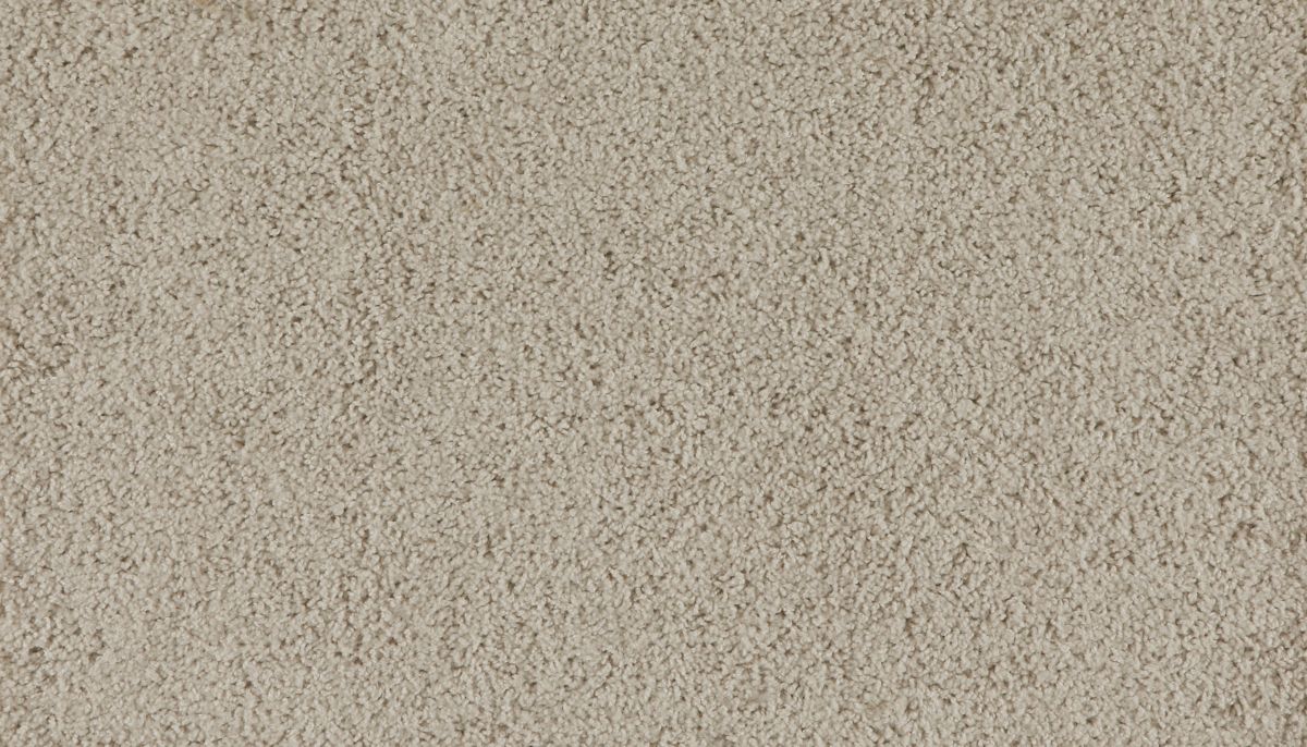 Marciano carpet in Saffron Fields