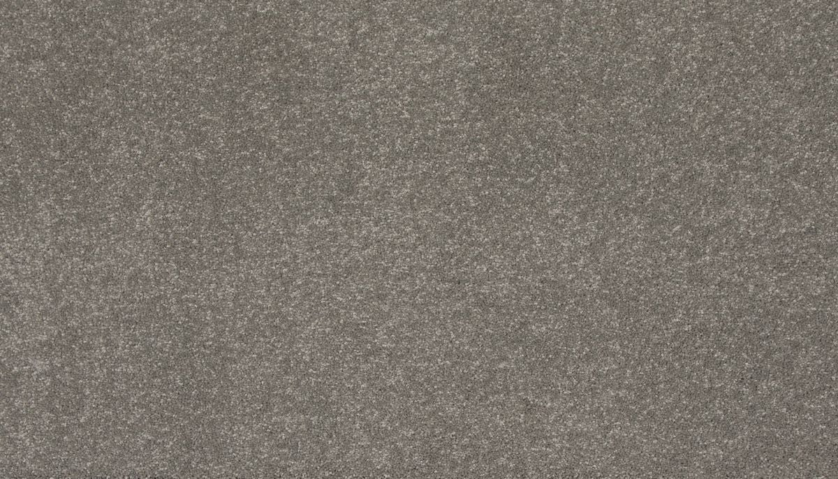 Refined Saga I carpet in Soft Shadow