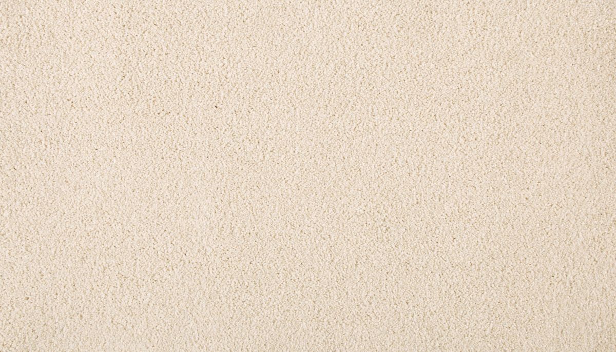 Refined Saga III carpet in Pearl Essence