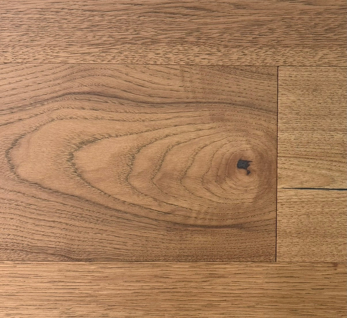 NAF Engineered Hickory 7.5in Wirebrushed Flooring - Pecan