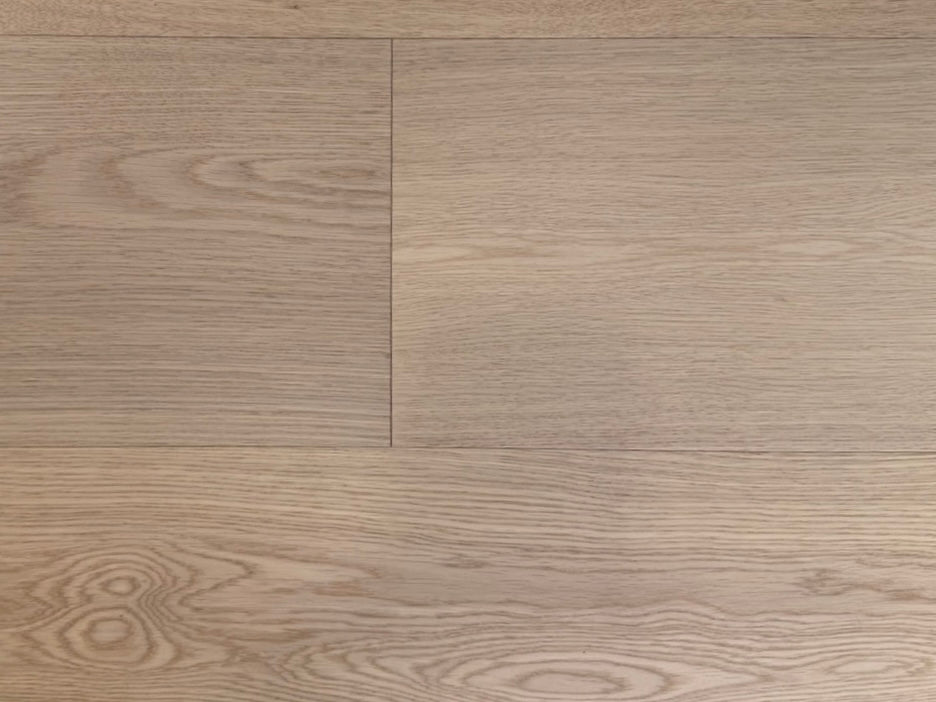 NAF Designer Engineered European White Oak 7.5in Flooring - Soft Gold